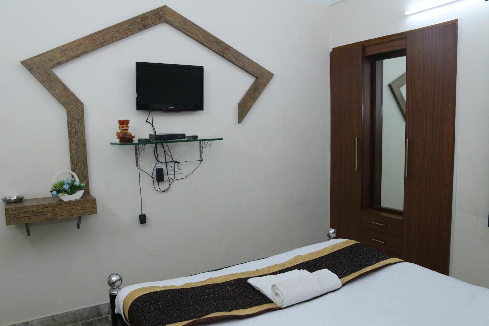 The Elite Apartment Hotel Калькутта Экстерьер фото